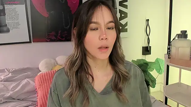 Hey lucy   online show from April 14, 11:15 am