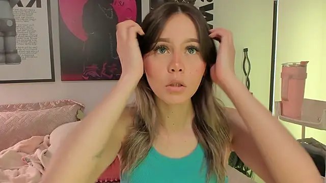 Hey lucy   online show from March 18, 11:24 am