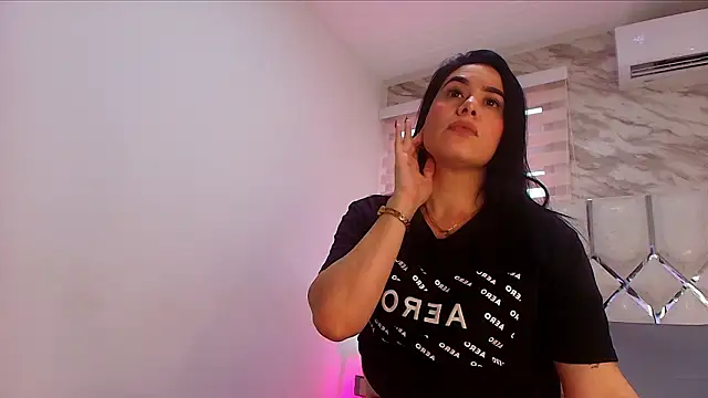 Snapshot of ivanna_vg chatting on March 25, 7:13 pm ivanna vg online show from March 25, 7:13 pm