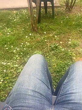 missgirl88 online show from April 15, 12:10 pm