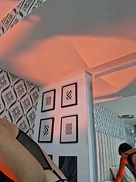 Eva Monroes online show from March 10, 3:32 am