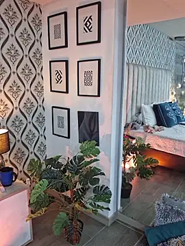 Eva Monroes online show from March 22, 5:32 am