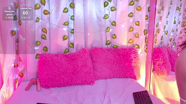 AlannaSmiless online show from March 28, 1:06 am