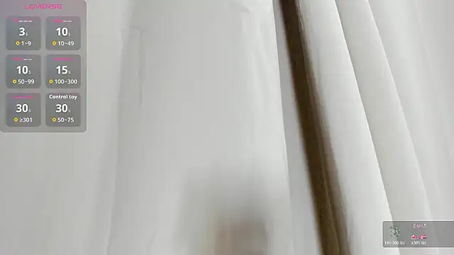 Snapshot of Lucia_velez chatting on February 10, 2:54 am Lucia velez online show from February 10, 2:54 am