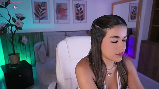 IvyGrabes online show from May 13, 6:59 pm