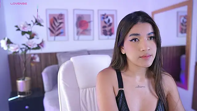 IvyGrabes online show from March 14, 7:09 pm