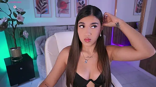 IvyGrabes online show from May 12, 7:09 pm