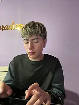 AlexanderCollman2 online show from April 10, 2:29 am