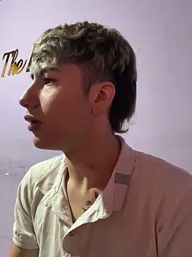 AlexanderCollman2 online show from April 6, 3:57 am