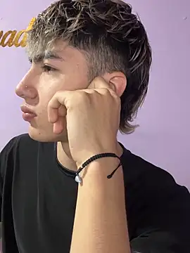 AlexanderCollman2 online show from April 4, 11:22 pm