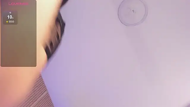 Sally Dvine online show from March 6, 11:22 pm