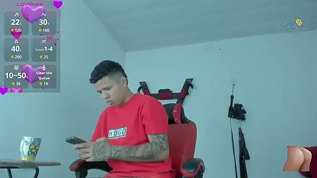 Snapshot of Steven_and_Camilo18 chatting on February 26, 11:21 am Steven and Camilo18 online show from February 26, 11:21 am