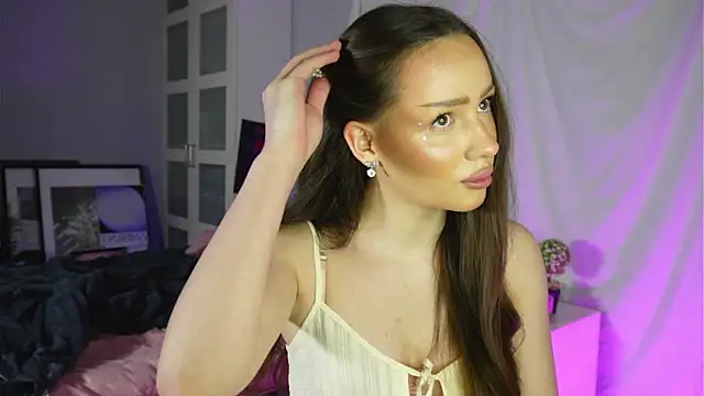 Snapshot of Murmella chatting on February 9, 1:20 pm Murmella online show from February 9, 1:20 pm