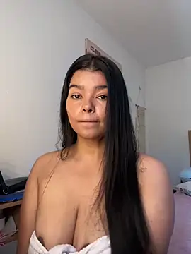 moonhelen online show from May 14, 6:16 pm