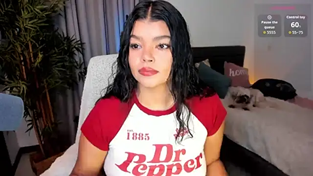 moonhelen online show from March 4, 12:29 am