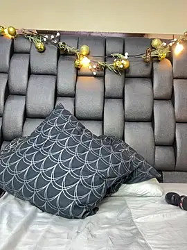 Isabella falcon online show from February 13, 2:44 am