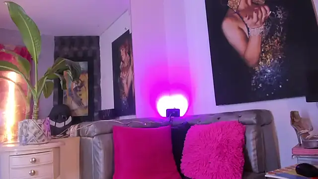 Ciara HotTs online show from May 25, 11:31 am