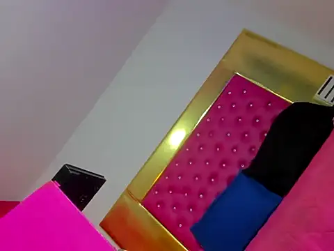 Snapshot of Ciara_HotTs chatting on February 10, 11:53 am Ciara HotTs online show from February 10, 11:53 am