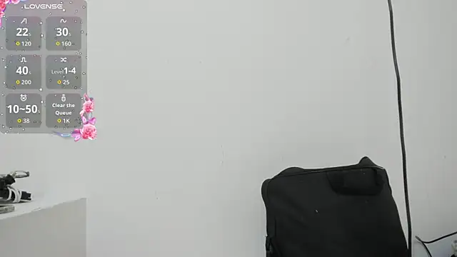 CarolineFyre online show from June 10, 12:28 pm