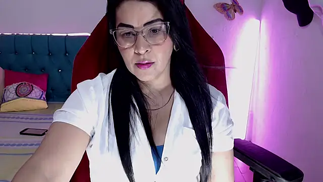 hotsweet-69 online show from May 14, 5:04 am