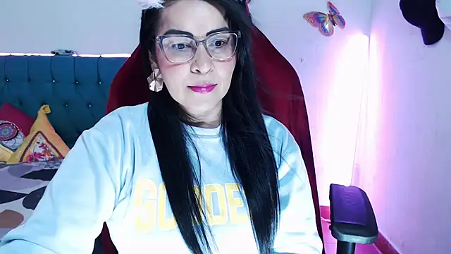 hotsweet-69 online show from May 15, 6:11 am