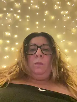 JasmineGlow7 online show from April 22, 10:27 pm