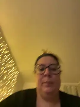 JasmineGlow7 online show from March 13, 6:02 pm