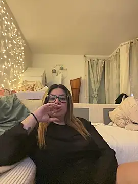 JasmineGlow7 online show from March 9, 9:07 pm