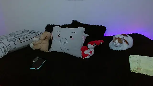 miadavisXXX online show from April 15, 7:58 pm