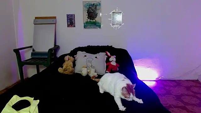 miadavisXXX online show from March 23, 9:09 am