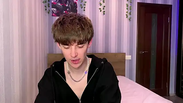 Sweet Dude online show from May 1, 4:12 pm