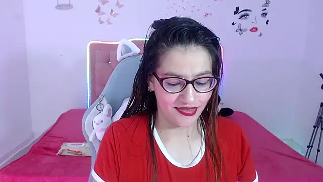 snowhot-69 online show from May 31, 10:10 am