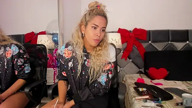  Giorgiina  online show from February 6, 12:45 pm