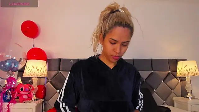  Giorgiina  online show from February 14, 12:27 pm