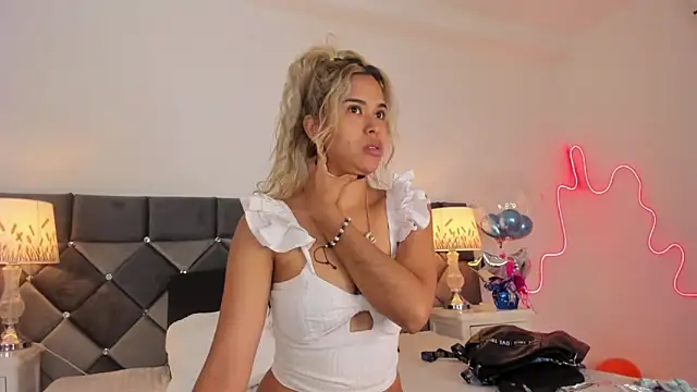  Giorgiina  online show from February 27, 12:16 pm