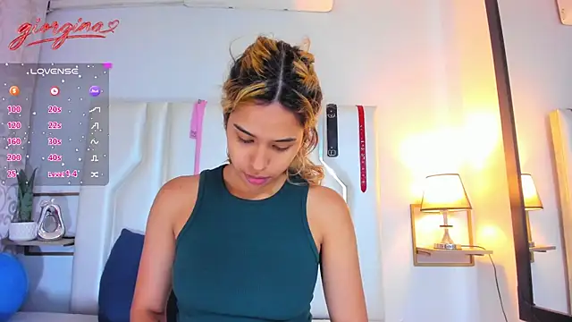 Snapshot of _Giorgiina_ chatting on July 10, 12:05 pm Giorgiina online show from July 10, 12:05 pm