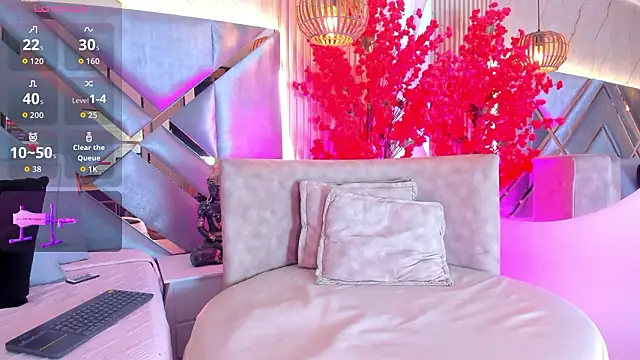 EmmaLovve online show from February 20, 2:52 am