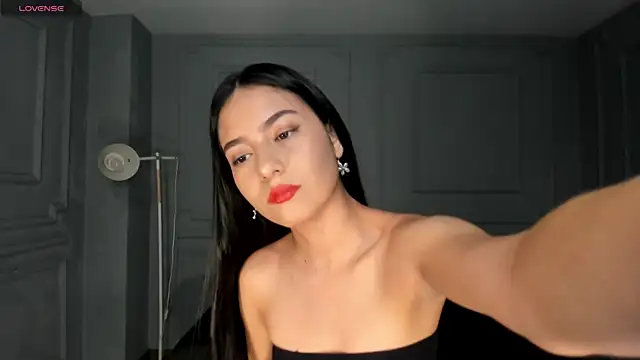 LucieMartin online show from March 14, 7:09 pm