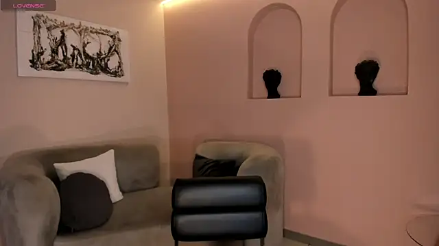 LucieMartin online show from April 10, 7:32 pm