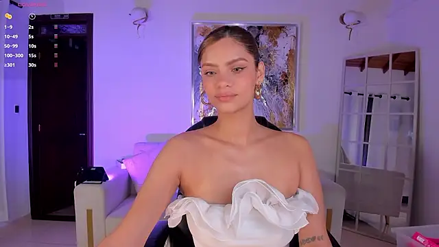 Snapshot of KyomiVelvet chatting on February 23, 11:22 am KyomiVelvet online show from February 23, 11:22 am