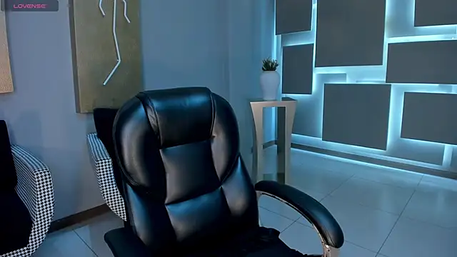 ScarlettRose X online show from April 10, 8:16 pm