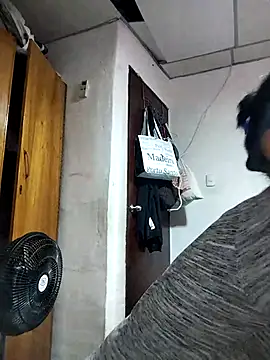 Merliah 1 online show from April 1, 1:30 am