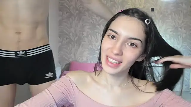 Snapshot of sweetiepipe chatting on February 23, 11:38 pm sweetiepipe online show from February 23, 11:38 pm