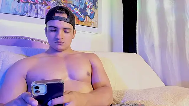 Snapshot of jhon_nicolas chatting on February 17, 8:50 pm jhon nicolas online show from February 17, 8:50 pm