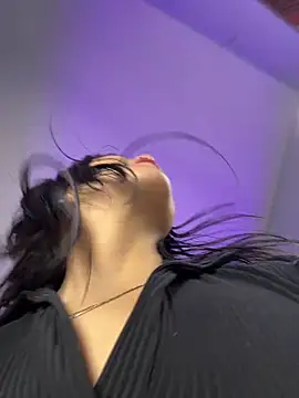 Snapshot of SavageBond_ chatting on February 12, 6:02 am SavageBond online show from February 12, 6:02 am