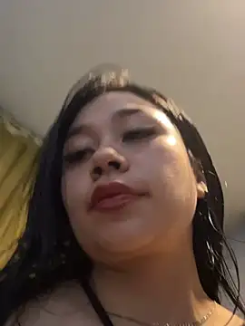 Snapshot of SavageBond_ chatting on February 13, 6:24 am SavageBond online show from February 13, 6:24 am