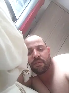 Snapshot of pau-de-ourod chatting on April 7, 1:57 pm pau-de-ourod online show from April 7, 1:57 pm