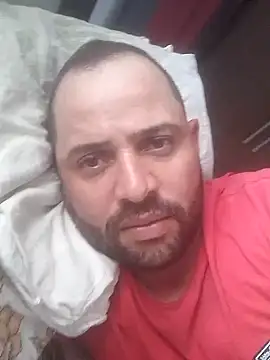 Snapshot of pau-de-ourod chatting on April 6, 3:13 pm pau-de-ourod online show from April 6, 3:13 pm