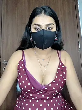 Alix cuti online show from April 19, 6:10 pm