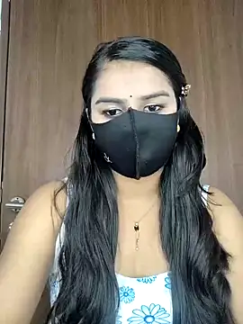 Alix cuti online show from April 8, 6:31 pm